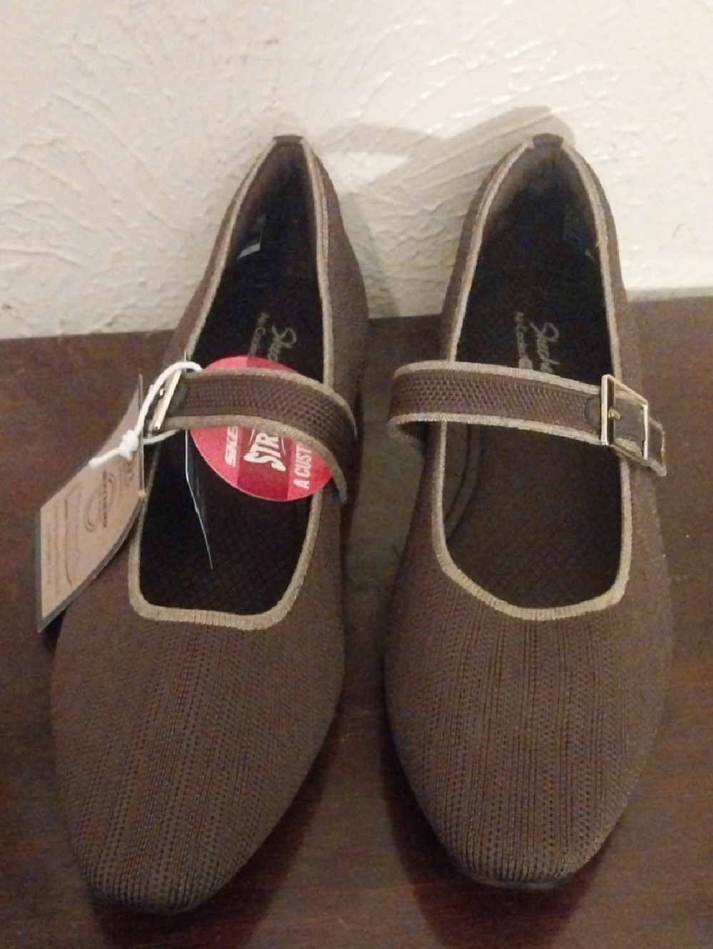 Skechers NWT Flats - Picture 2 of 4